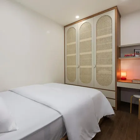 The Literature'N Central Hotel And Travel Hanoi Exterior photo